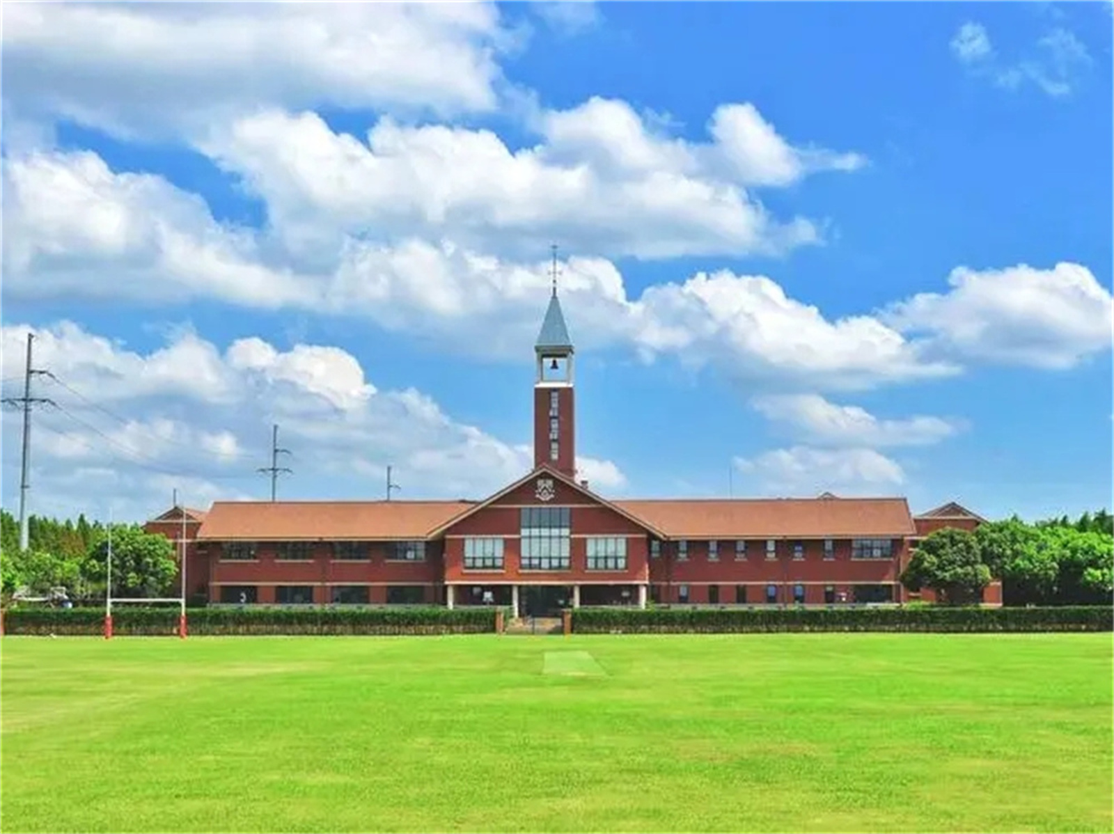 长沙市湘华中等职业学校有哪些办学特色？（有哪些办学特色？）