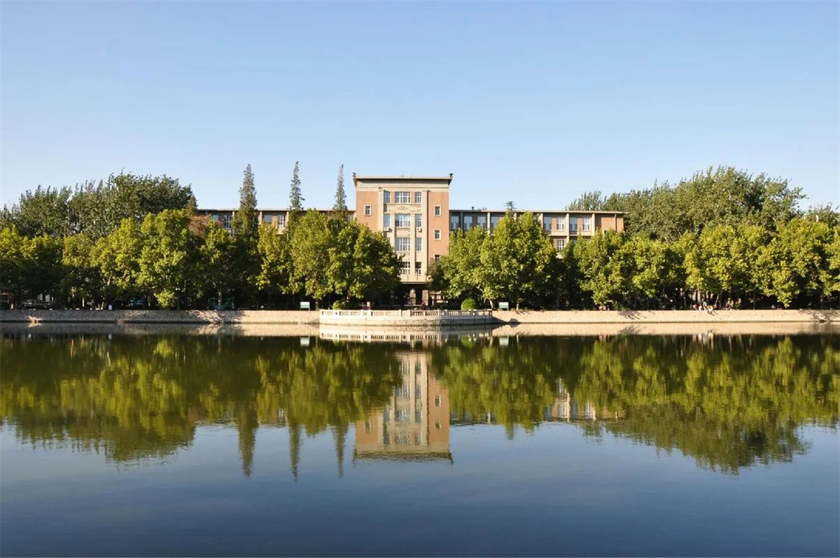 文郡洋沙湖复读学校开学日期（文郡洋沙湖复读学校地址）