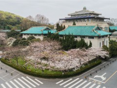 复读生户口与学籍档案外地怎么报名？（外地怎么复读）